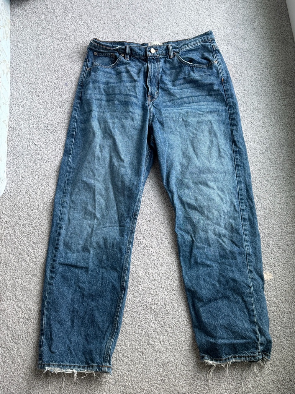 BDG Men's Relaxed Straight Indigo Jeans